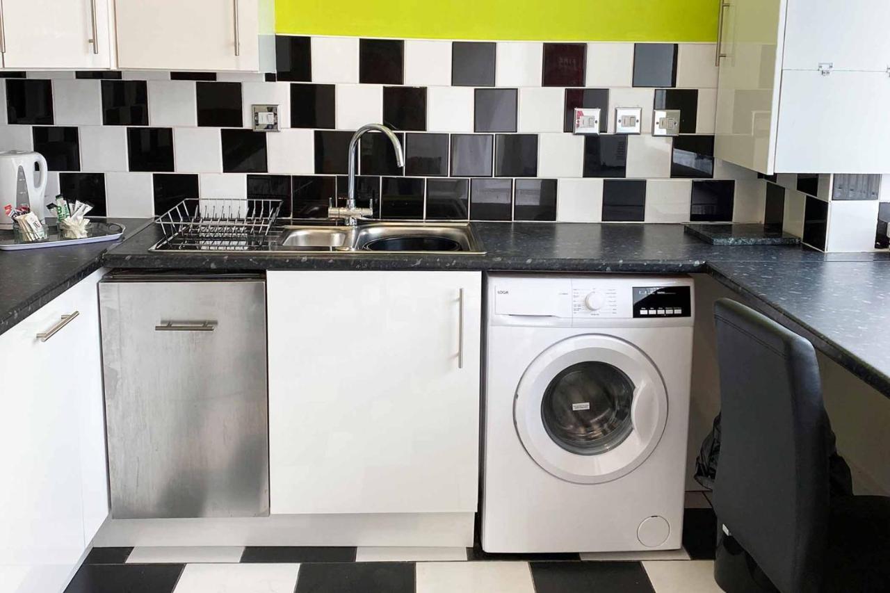 Great Sankey Serviced Accommodation Warrington Exterior foto